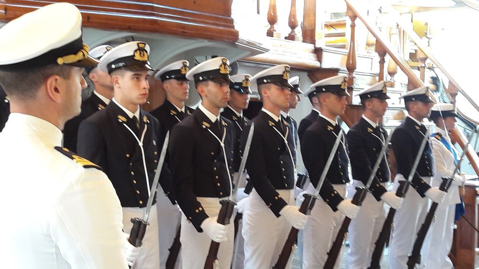 La Vespucci alla rada nel porto di Montreal per festeggiare i 150 del Canada.Nicola Graziani - Agi