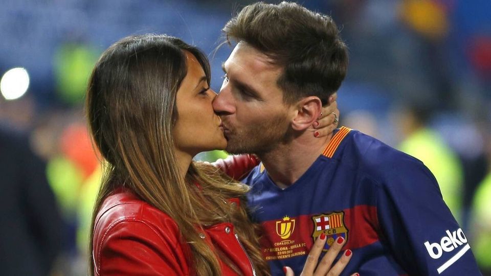 &nbsp;Antonella Roccuzzo e Leo Messi