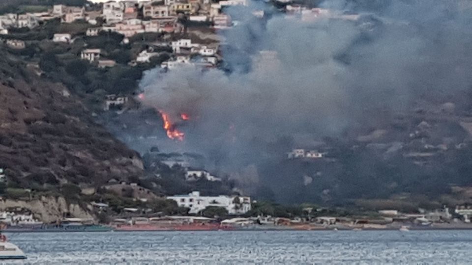 &nbsp;Incendio Ischia&nbsp;Foto: Minzolini Giuseppe / Agi
