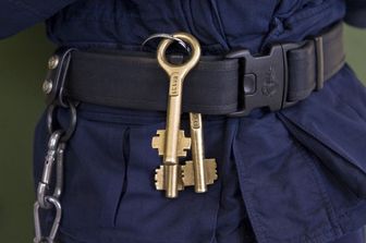 &nbsp;Agenti polizia penitenziaria