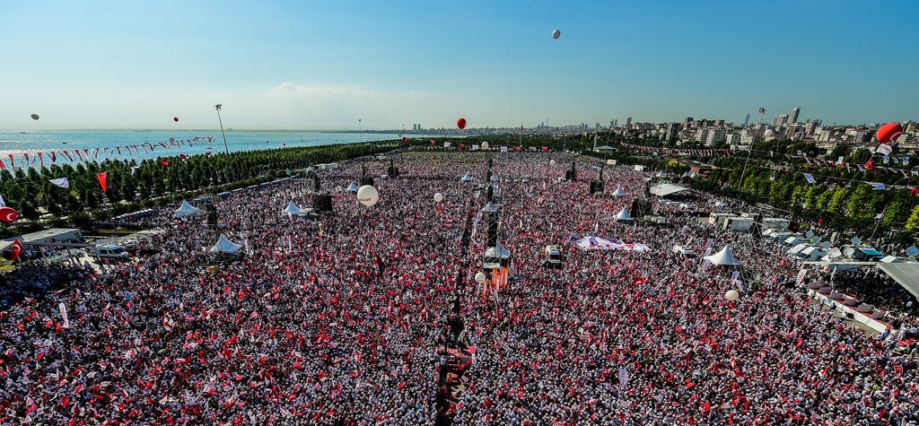 Turchia, la marcia della Giustizia (Afp)
