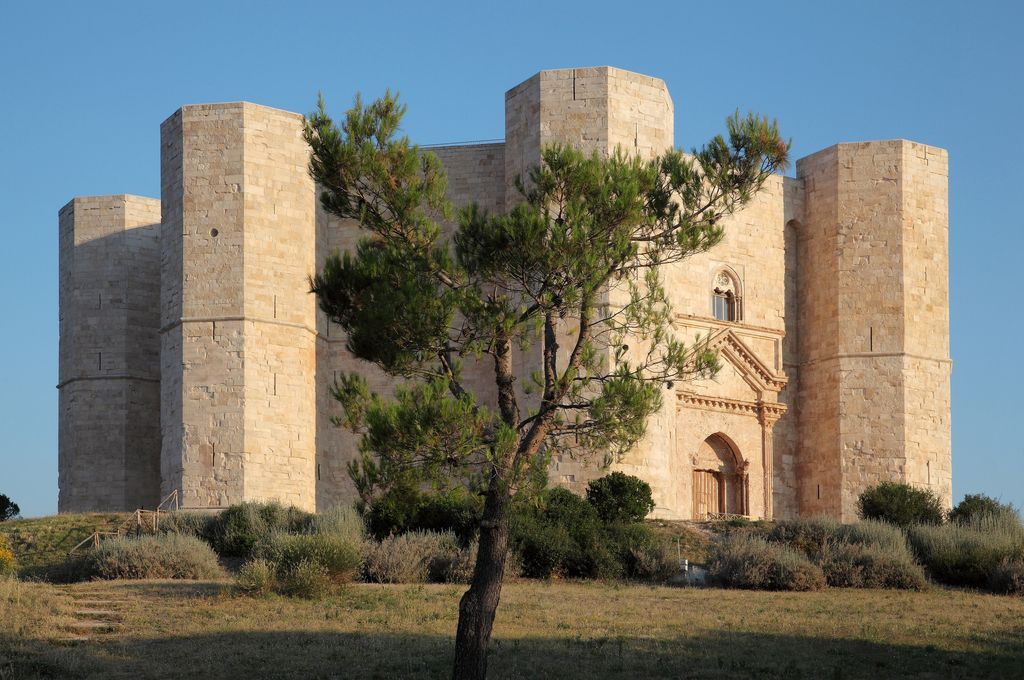 Un sacro ottagono: Castel del Monte