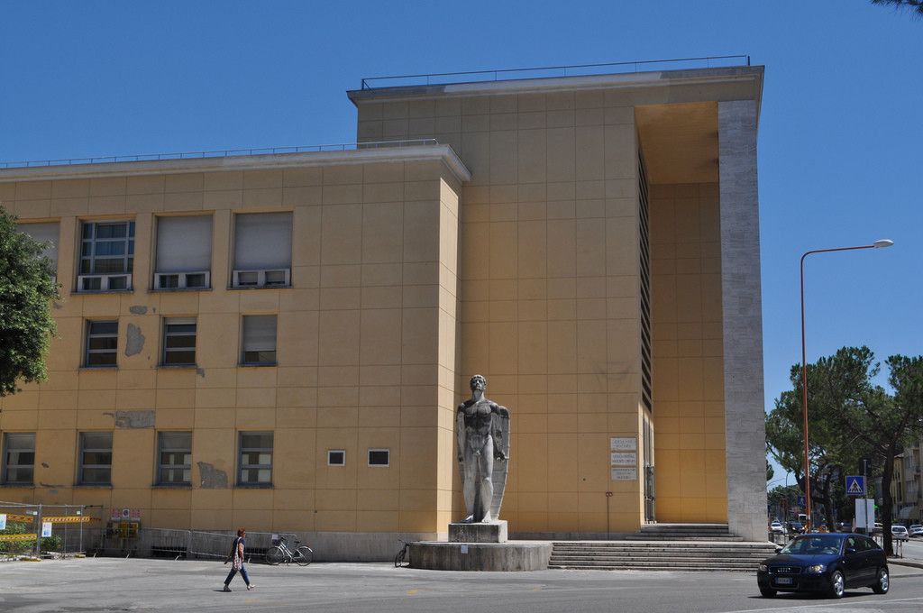 &nbsp;Il Collegio Aeronautico di Forl&igrave;