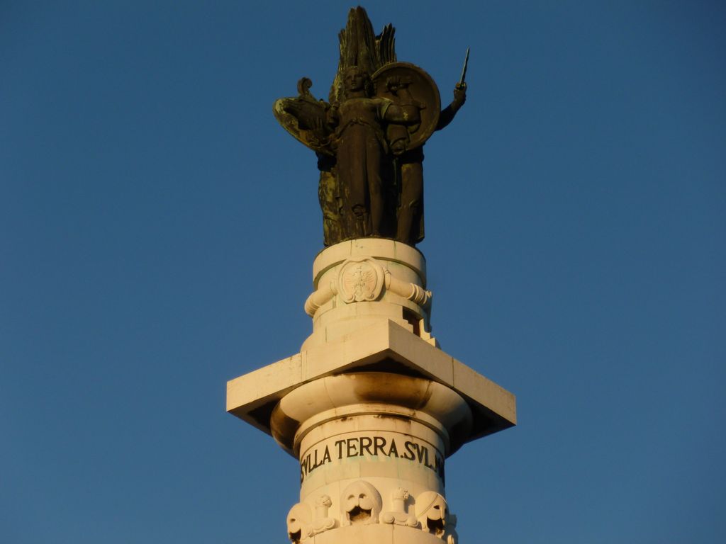 &nbsp;Il monumento ai caduti di Forl&igrave;