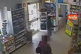 Rapine farmacia (fotovideo Vista)