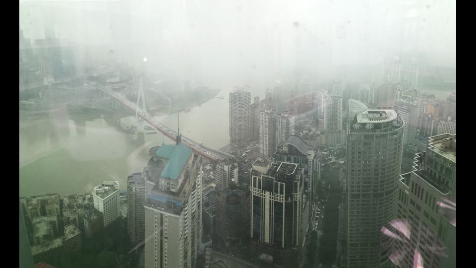 &nbsp;Chongqing, distretto di Yuzhong, affiancato dai fiume Yangzte e Jialing Foto: Alessandra Spalletta/Agi