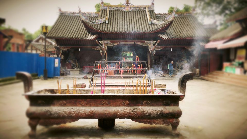 Tempio buddhista a Dazu ( 大足石刻) dove si trovano sculture religiose risalenti all'epoca della dinastia Tang (VII secolo d.C.) vicino Chongqing Foto: Alessandra Spalletta/Agi