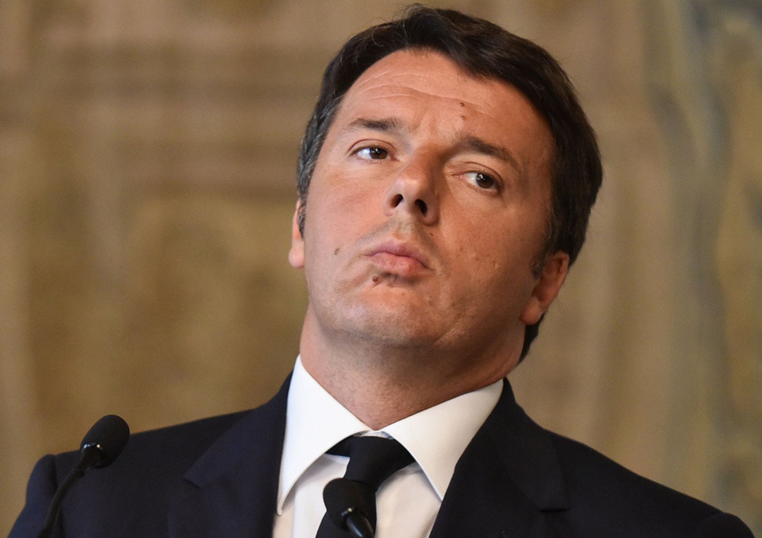 Governo: Renzi, "faro' due legislature al massimo. Niente tagli a sanita' ed esodati"