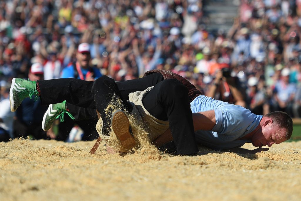 &nbsp;Hornussen, il Wrestling svizzero&nbsp;