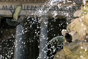 Emergenza idrica a Roma, mezza citt&agrave; rischia il razionamento dell&#39;acqua
