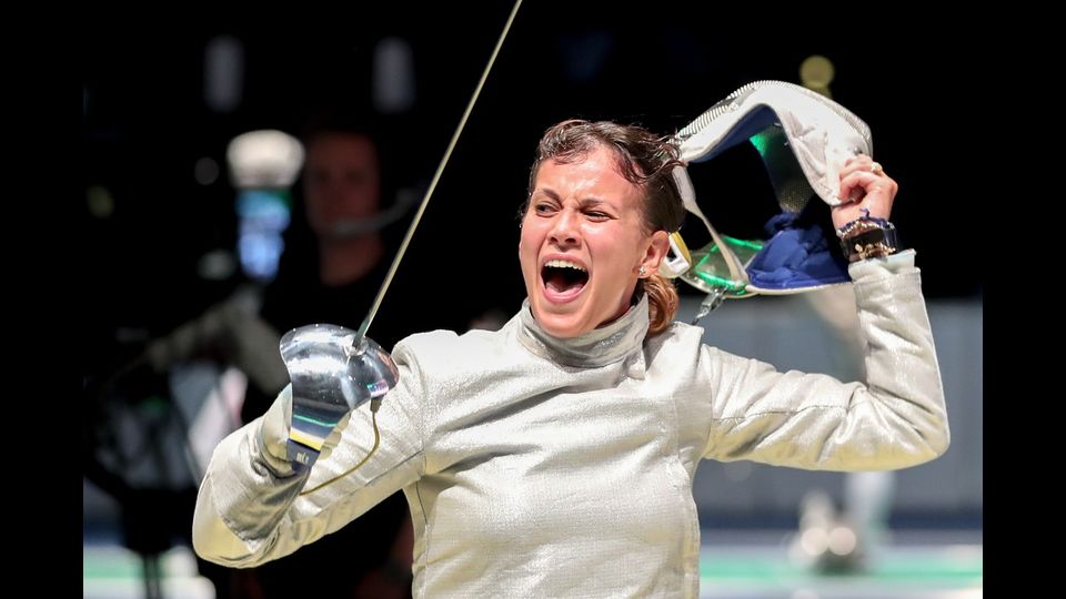 &nbsp;Irene Vecchi aggiunge il trofeo collettivo al bronzo vinto nella sciabola individuale.