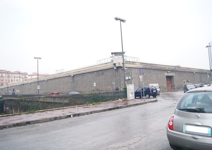 &nbsp;Carcere di Poggioreale a Napoli