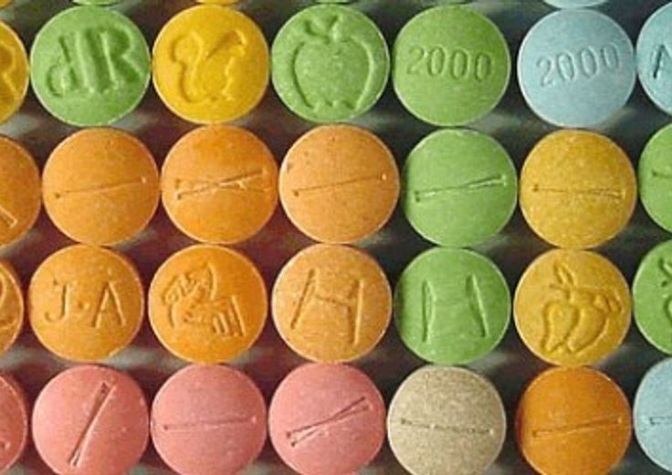 Ecstasy, quella pastiglia colorata che ti distrugge il cervello per sempre