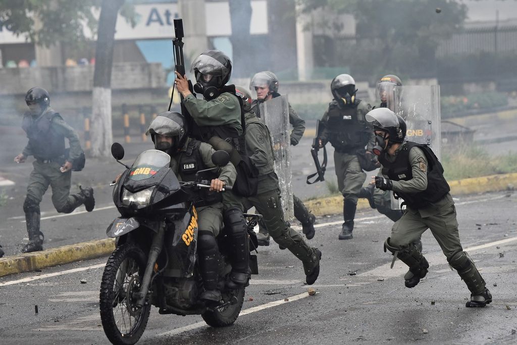 &nbsp;Agenti della Guardia Nacional durante una manifestazione