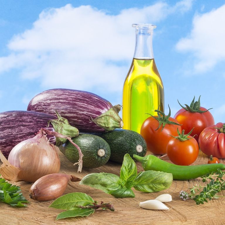&nbsp;Gli ingredienti della dieta mediterranea