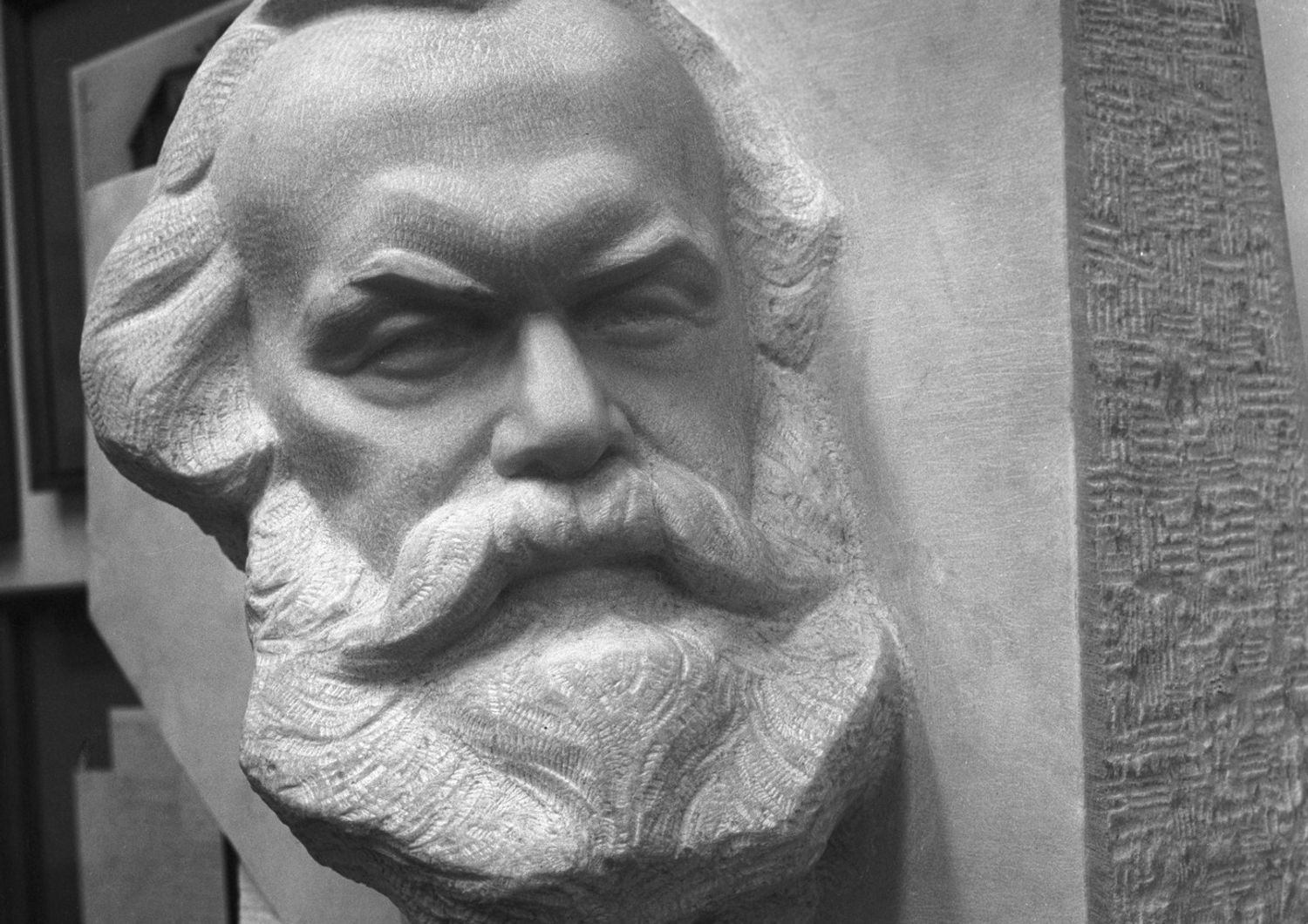 &nbsp;Karl Marx