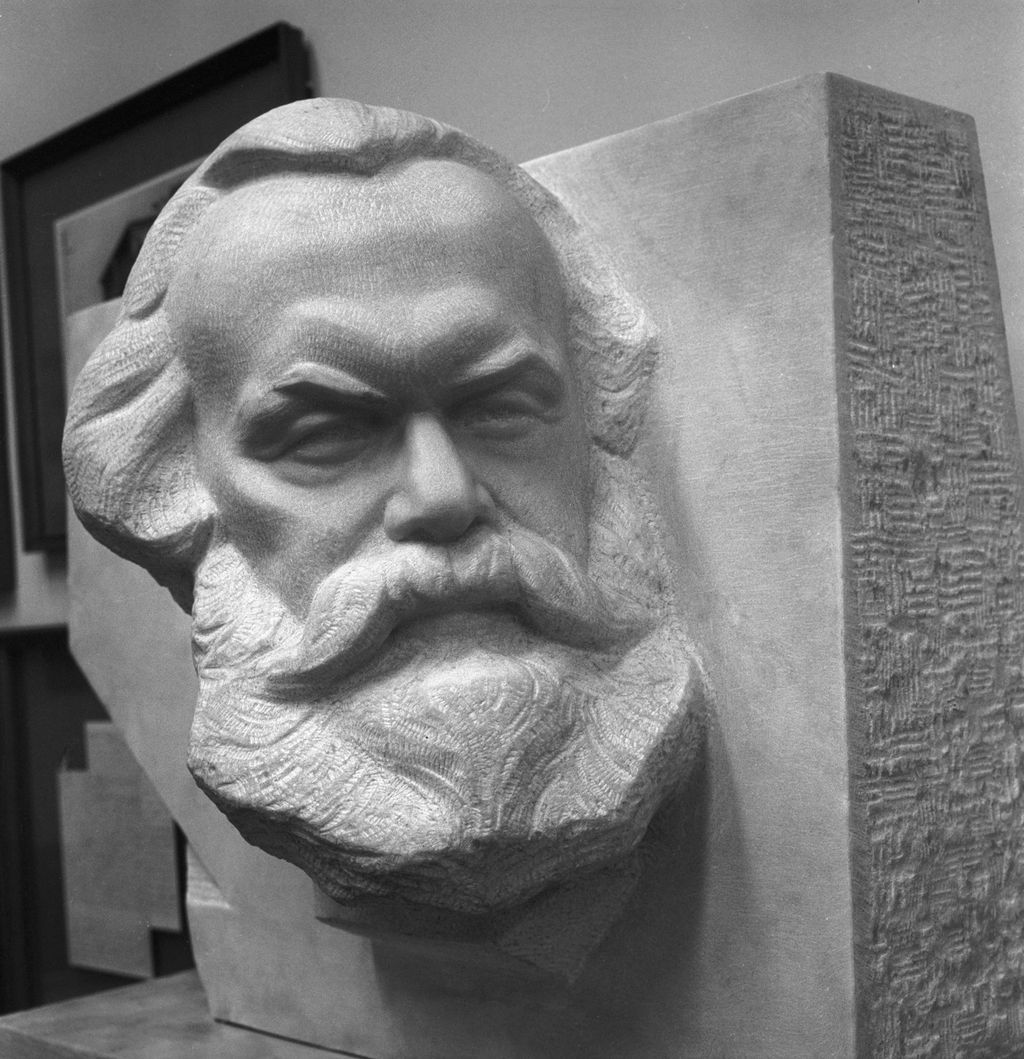 &nbsp;Karl Marx