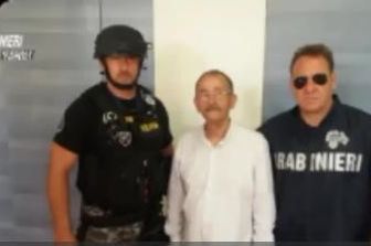 Carabinieri arrestano in Romania il ragioniere della camorra, le immagini&nbsp;