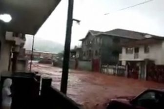 inondazione Sierra Leone (fotogramma video AFP)&nbsp;