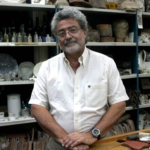 Daniel Sch&aacute;velzon