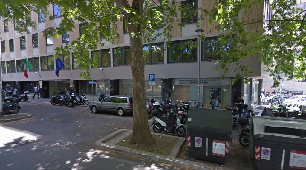 Il cassonetto dove sono stati ritrovati i resti di Nicoletta Diotallevi