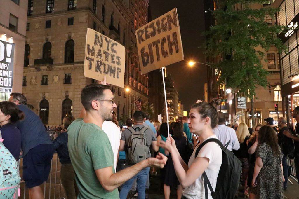 &nbsp;Una manifestazione anti-Trump