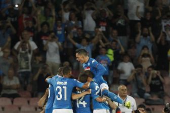 &nbsp;Jorginho esulta con i compagni