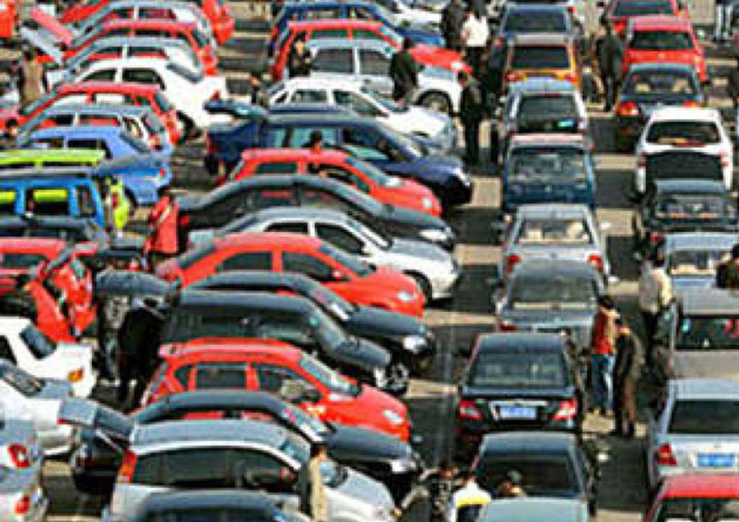 Auto: vendite in Europa +5, 8% primi 8 mesi, Fiat +2,1%