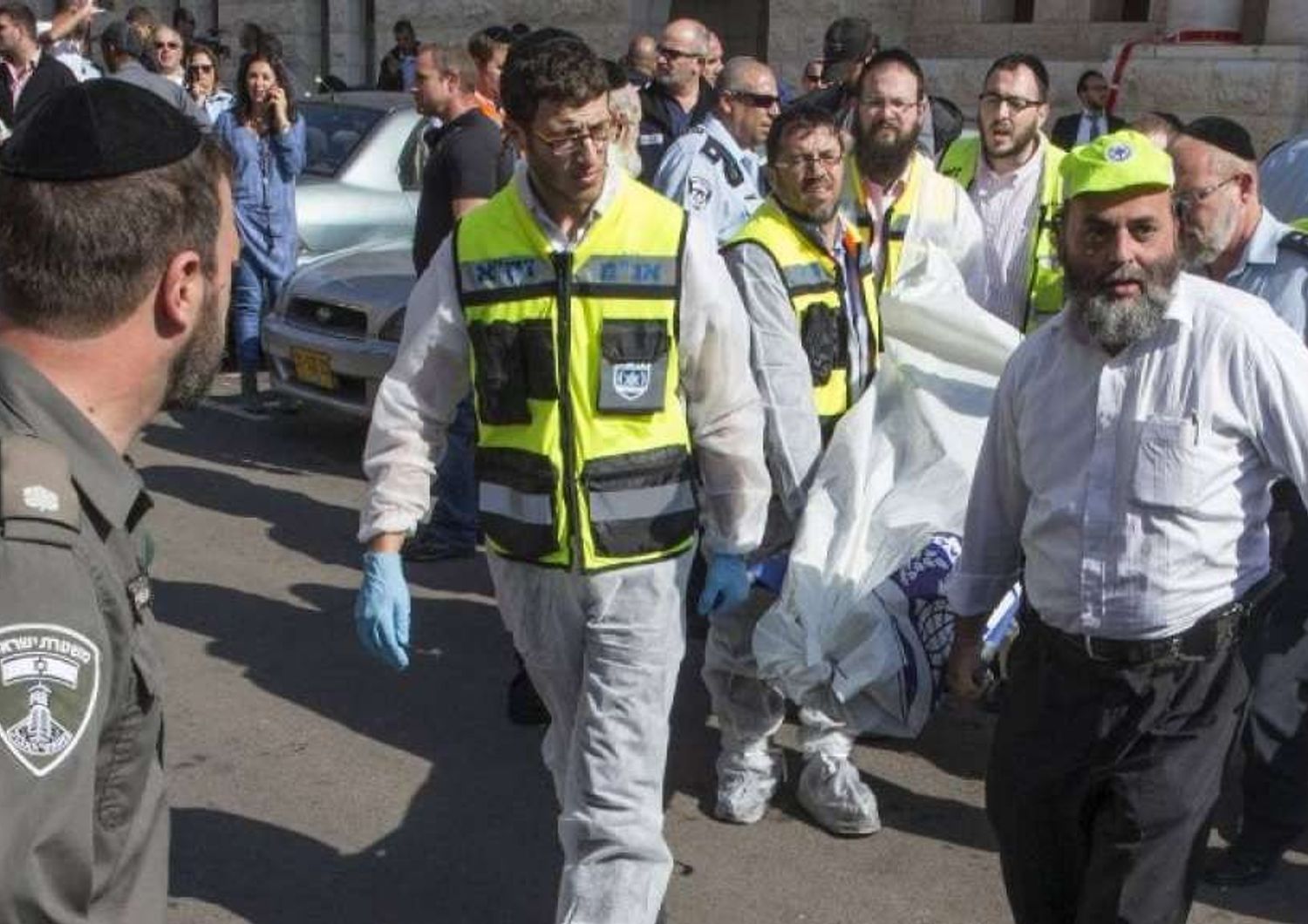 Attentato Gerusalemme, 4 morti Polizia, "killer erano lupi solitari"