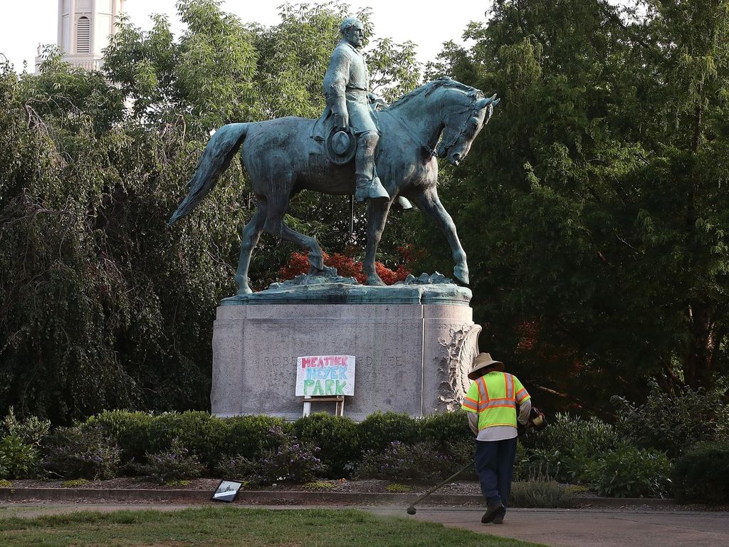 &nbsp;Il contestato monumento equestre di Lee a Charlottesville