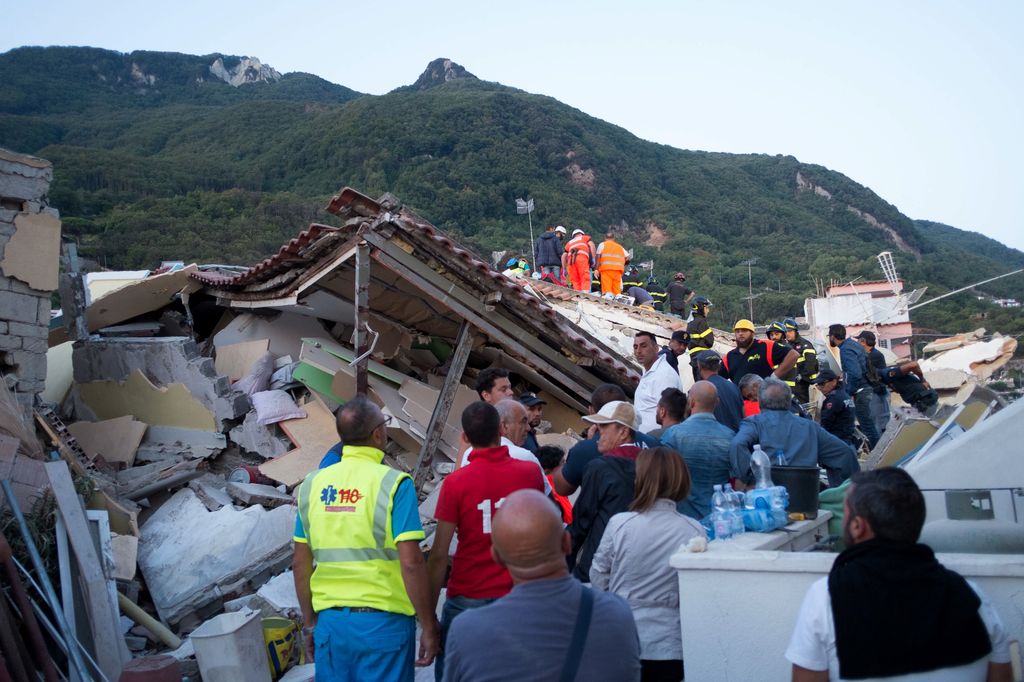 &nbsp; &nbsp; Ischia Terremoto
