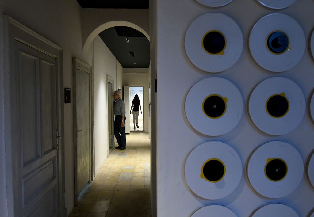 &nbsp;Albania, museo di spionaggio 'La casa delle foglie' a Tirana (Afp)