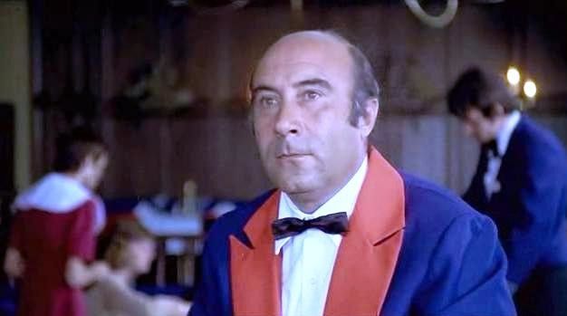 Enzo Cannavale (wikipedia)&nbsp;