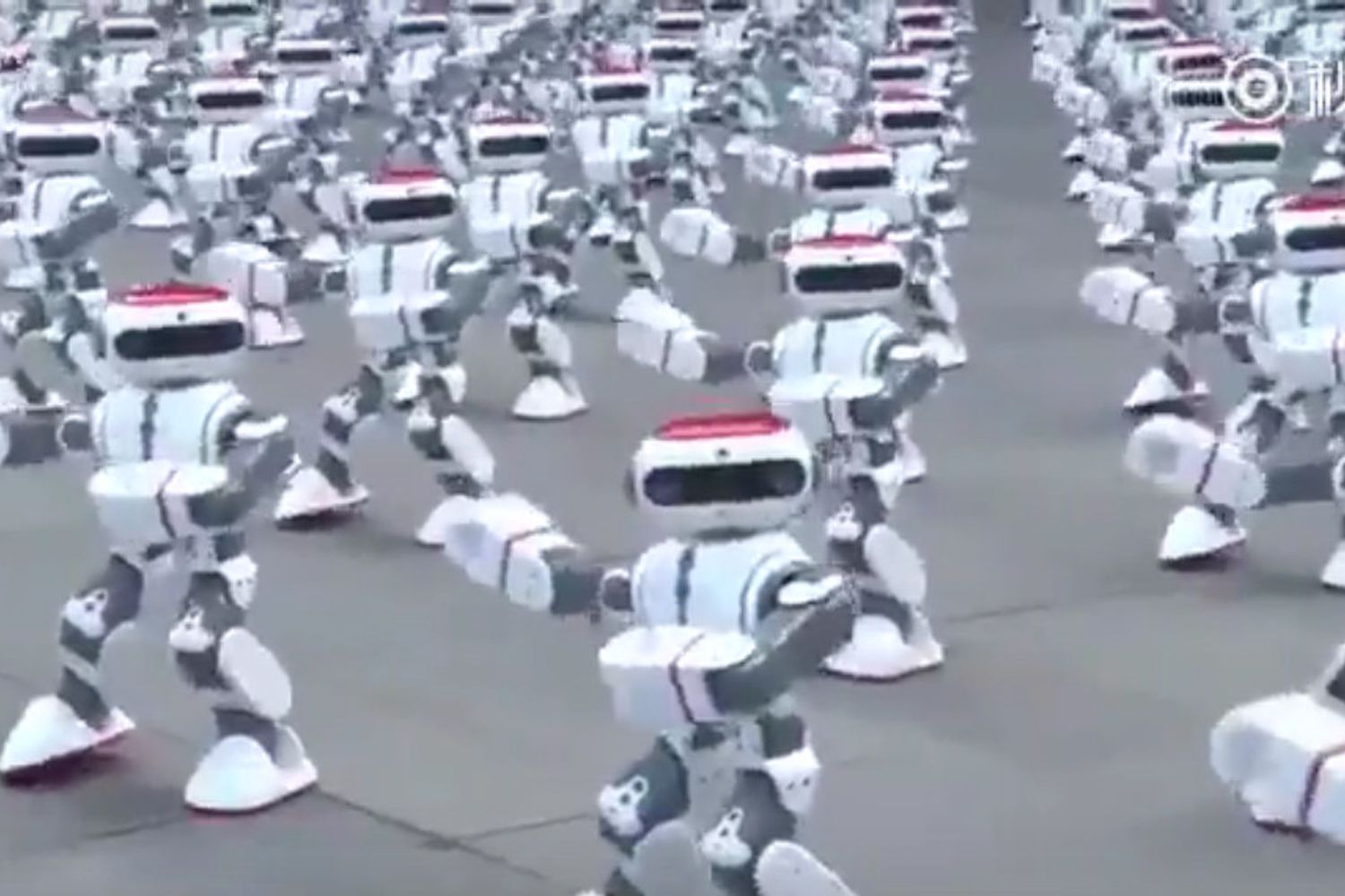 robot (fotogramma video)&nbsp;