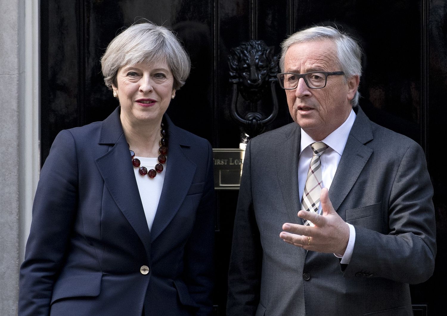 &nbsp;Theresa May e Jean-Claude Juncker