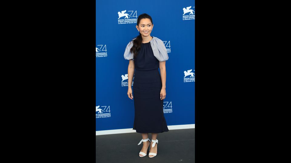 Hong Chau alla cerimonia di apertura della 74ma Mostra del Cinema di Venezia (Afp)&nbsp;
