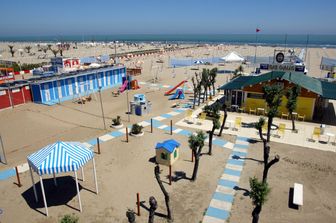 Stupri Rimini: nuovo caso in spiaggia, arrestato un marocchino