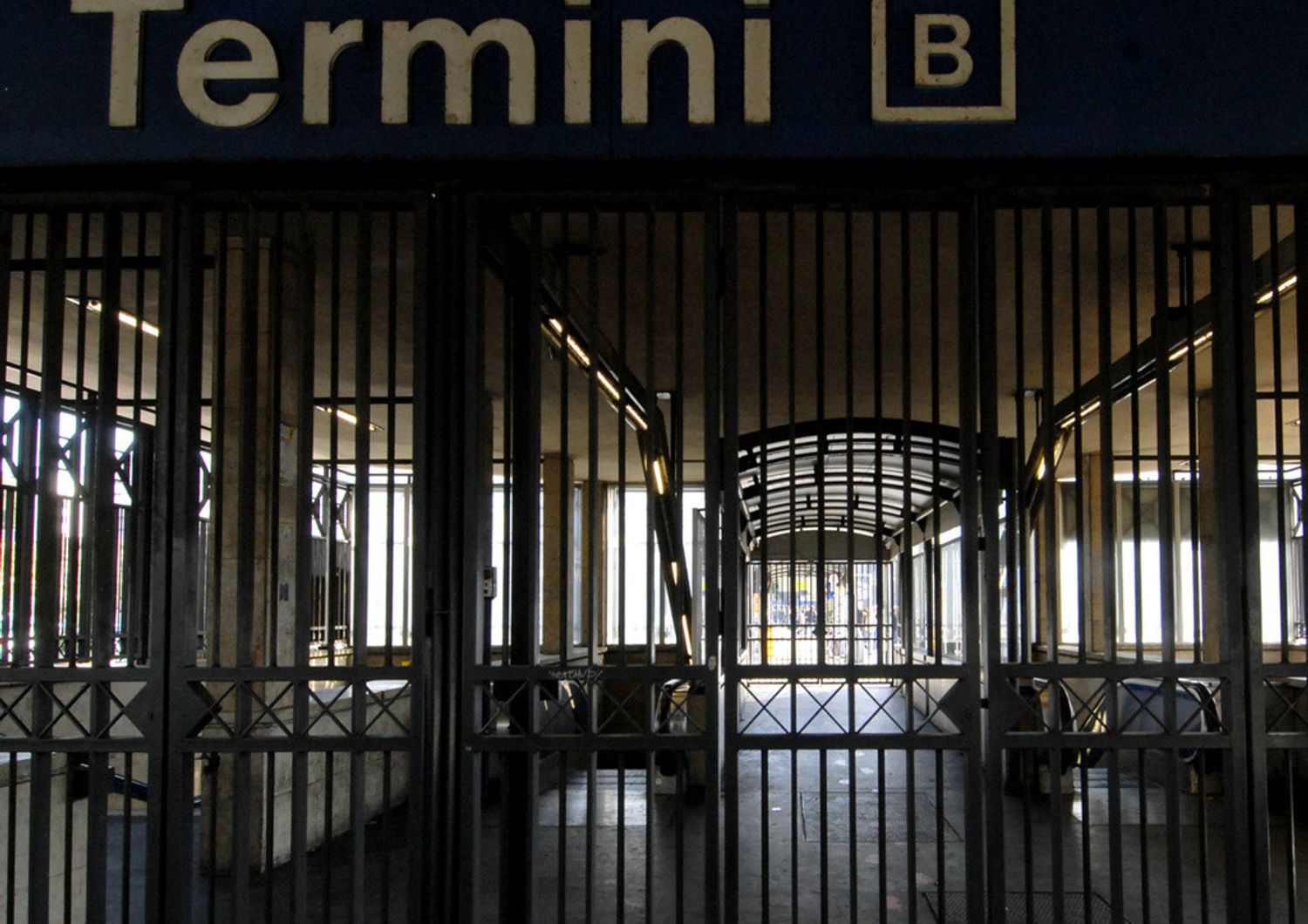 Cortei, metro chiuse e traffico in tilt: "venerdi' nero" a Roma - Foto