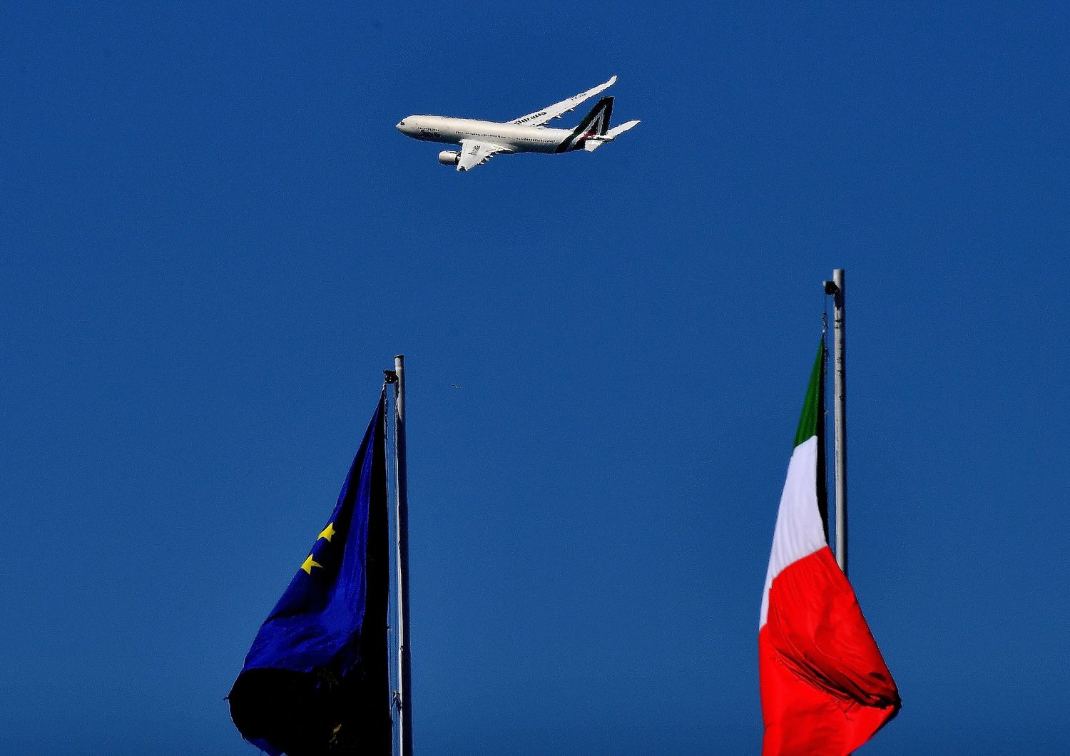 Settembre sar&agrave; un mese fondamentale per capire il futuro di Alitalia