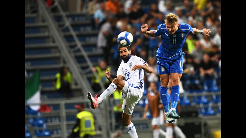 Al 53' del secondo tempo il colpo di testa di Ciro Immobile che porta in vantaggio l'Italia (AFP)  &nbsp;