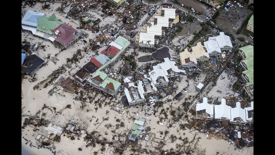 Danni dell'uragano Irma a Philipsburg, sull'isola dei Caraibi olandesi di Saint-Marten (Afp)&nbsp;