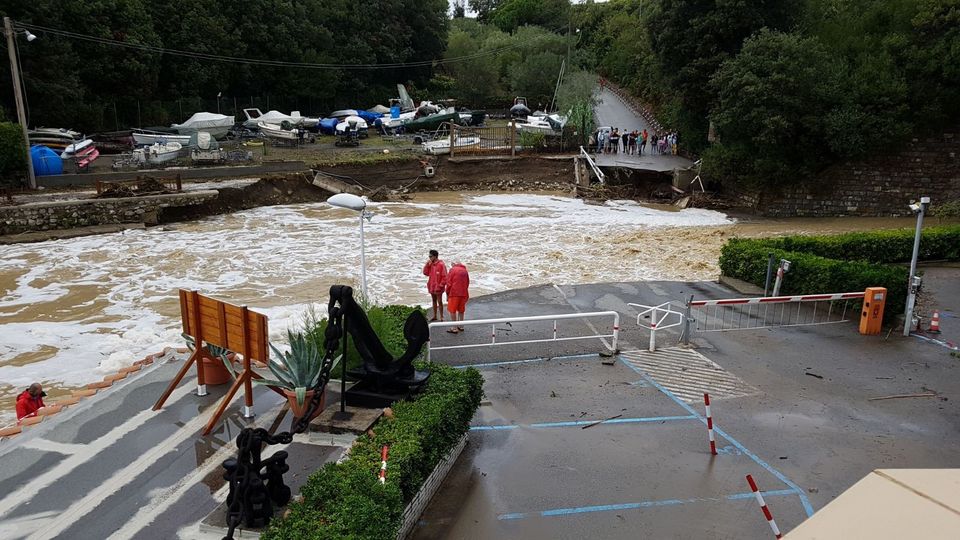 Ponte crollato del Chioma a Quercianella &nbsp;