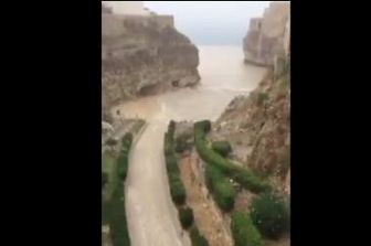 &nbsp;Polignano a Mare fiume d'acqua