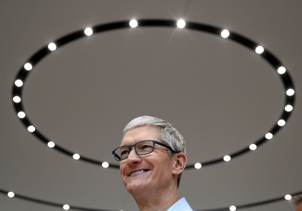 &nbsp;Tim Cook, Apple