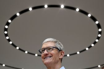 &nbsp;Tim Cook, Apple