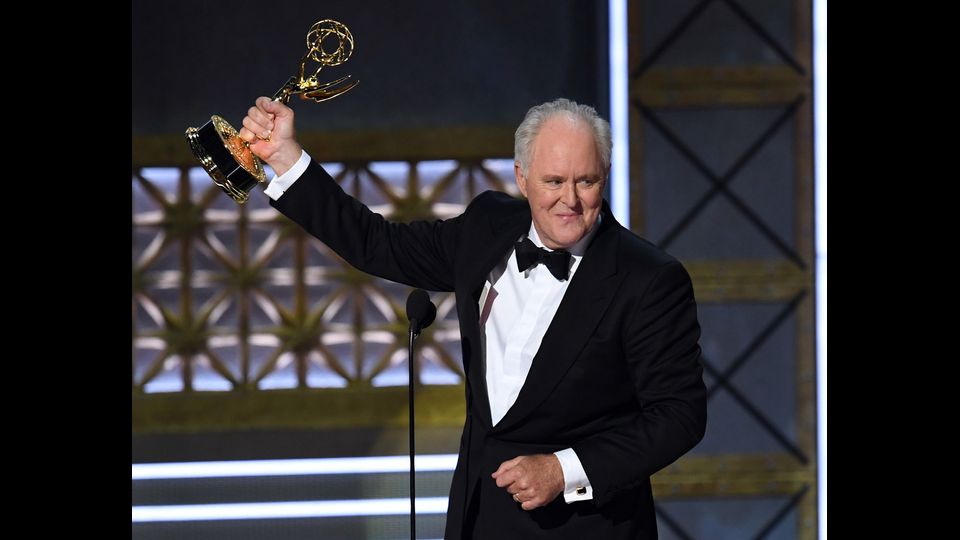 John Lithgow, miglior attore non protagonista in una serie drammatica 'The Crown&quot;