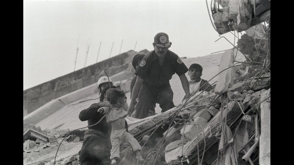 &nbsp;Il 19 settembre del 1985 un terremoto di magnitudo 8&nbsp;colp&igrave;&nbsp;il Messico&nbsp;&nbsp;provocando la morte di 10 mila persone. Fu uno dei terremoti pi&ugrave;&nbsp;devastanti&nbsp;della storia. (continua)