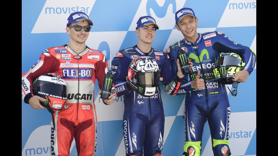 Valentino Rossi terzo in griglia di partenza al Gran Premio di Aragon 2017, 23 giorni dopo la frattura della gamba (Afp) &nbsp;