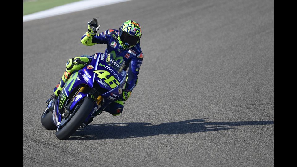 Valentino Rossi terzo in griglia di partenza al Gran Premio di Spagna, 23 giorni dopo la frattura della gamba (Afp)  &nbsp;