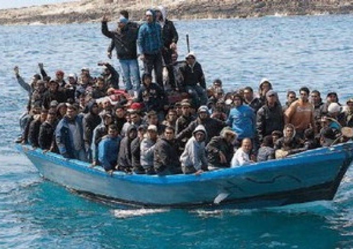 Immigrati: Ue fa quadrato su agenda ma la Libia minaccia, "pronti al fuoco"